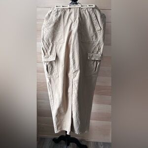 American Eagle Outfitters Beige Cargo Utility Pants Size 12 elastic waist pocket